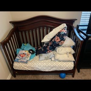 Baby wooden crib